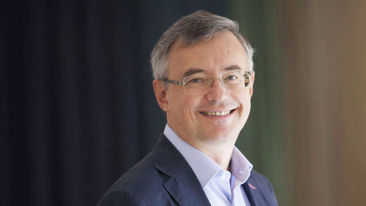 Backdrop for Nel secolo breve