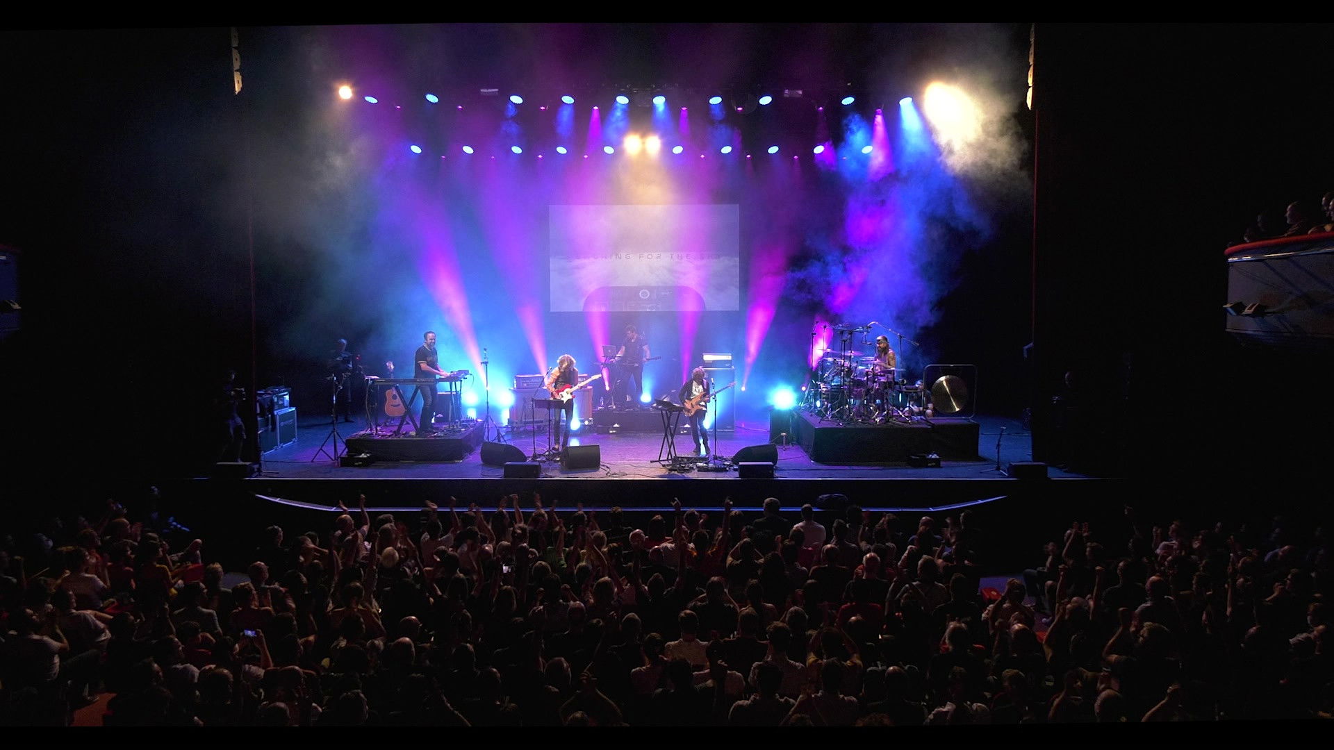 Backdrop for Transatlantic: The Final Flight: Live At L'Olympia