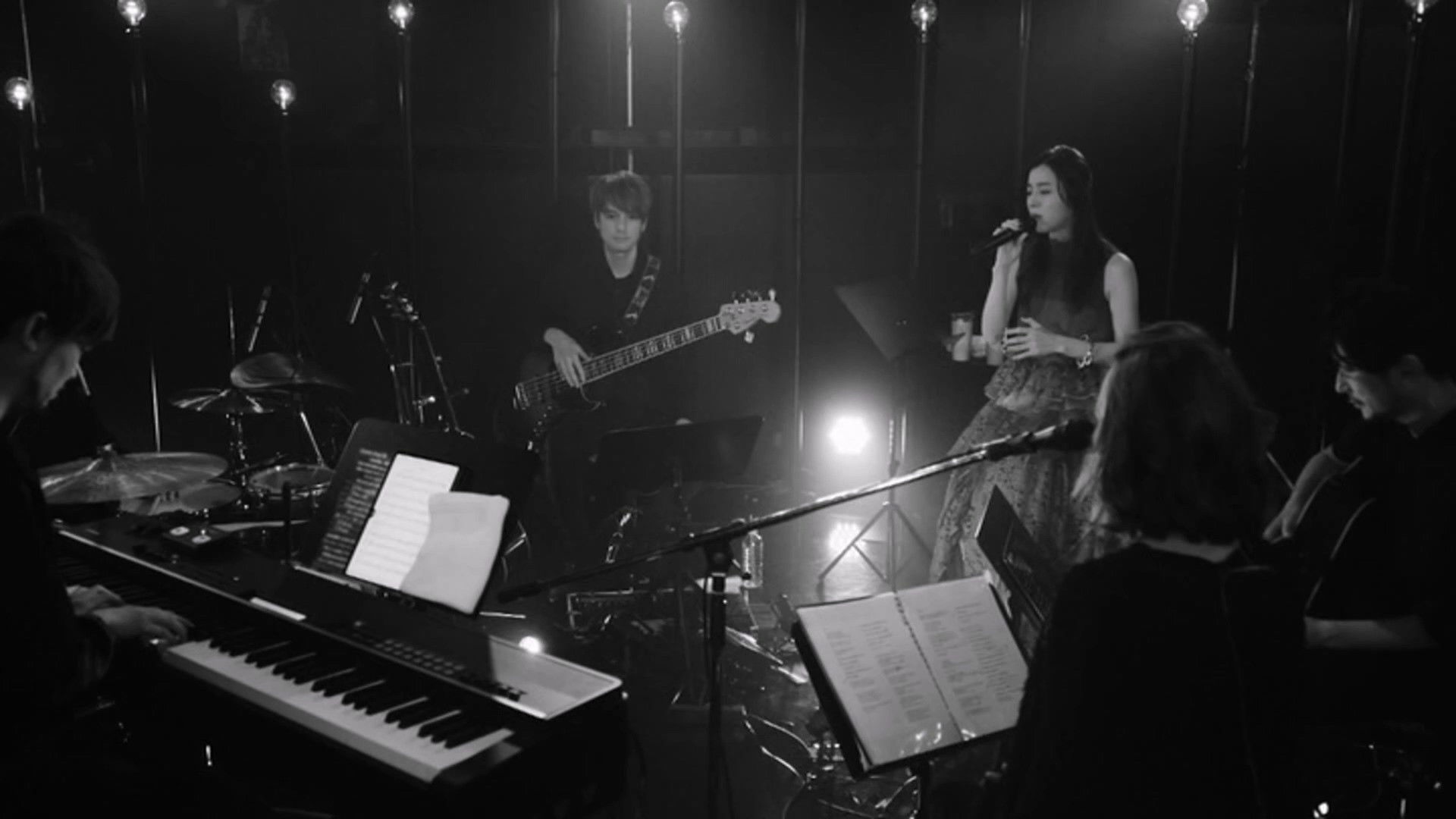 Backdrop for milet ONLINE LIVE "eyes"