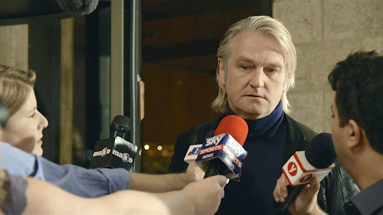 Backdrop for The 90 Minute War