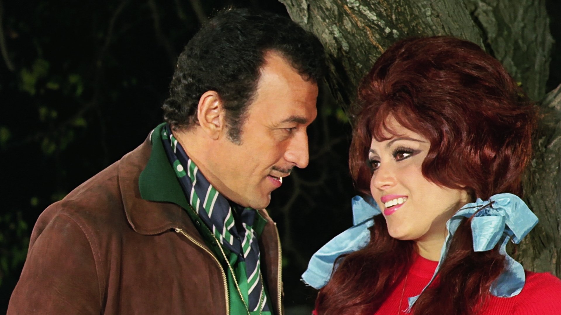 Backdrop for Yırtık Niyazi