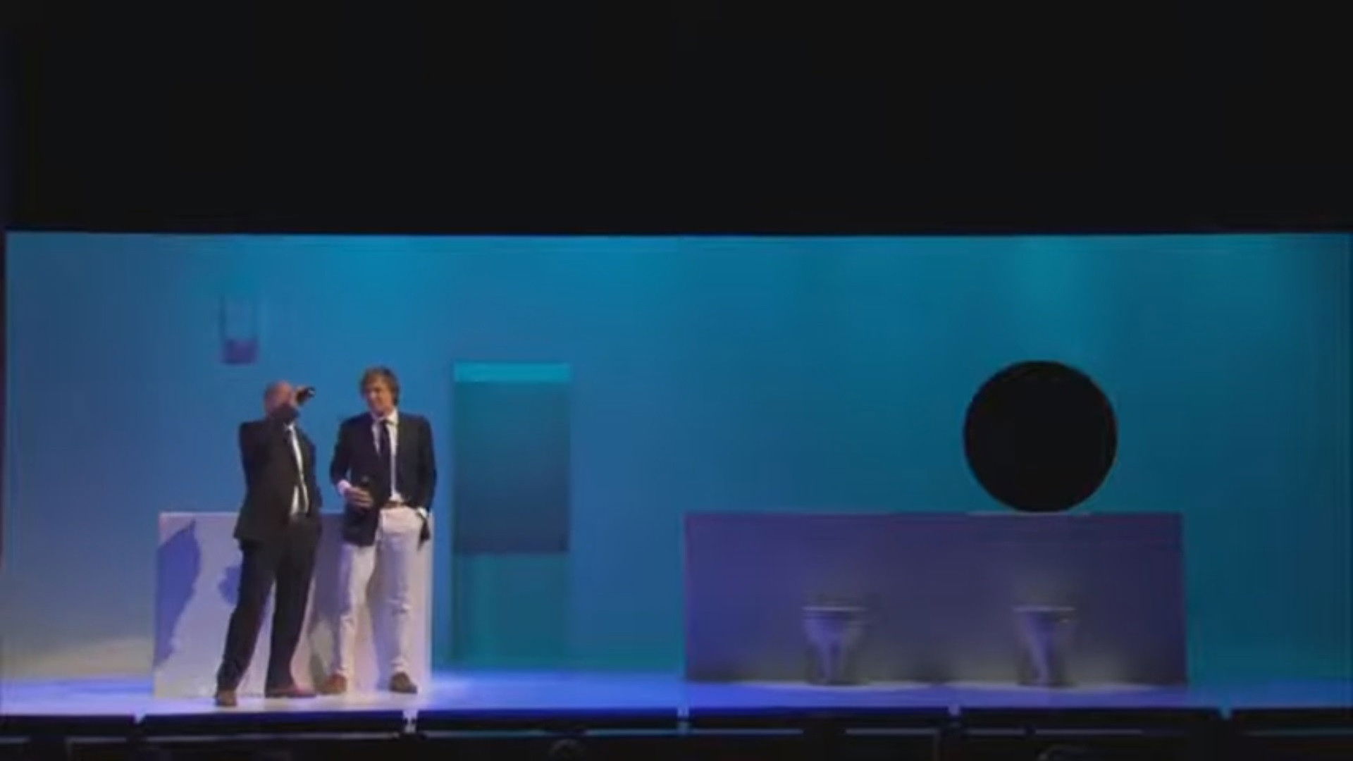 Backdrop for Droog Brood: Een Frisse Wind