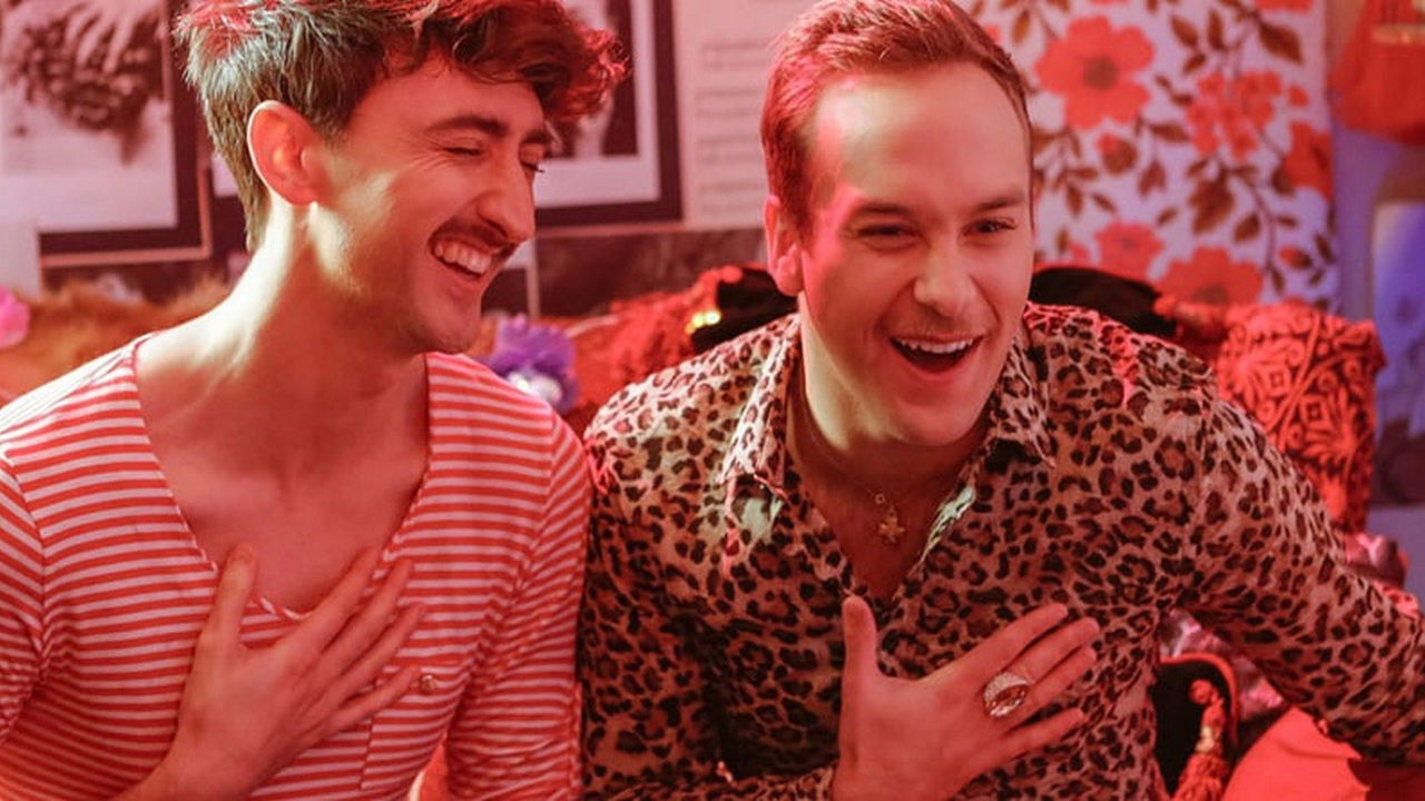 Backdrop for Vis à Vis