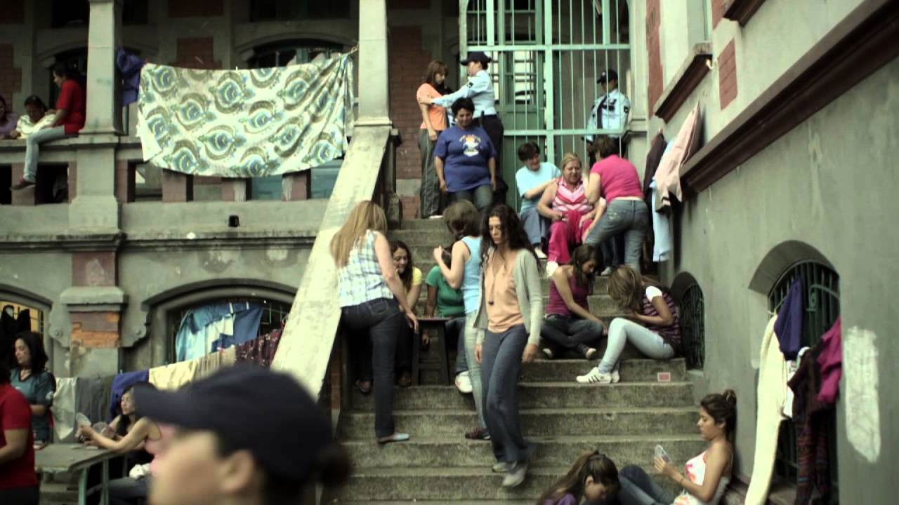 Backdrop for Correo de Inocentes