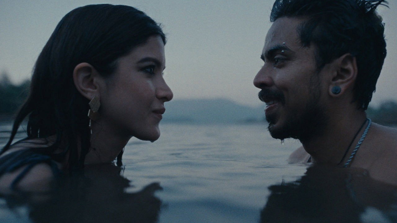 Backdrop for Tu Yaa Main