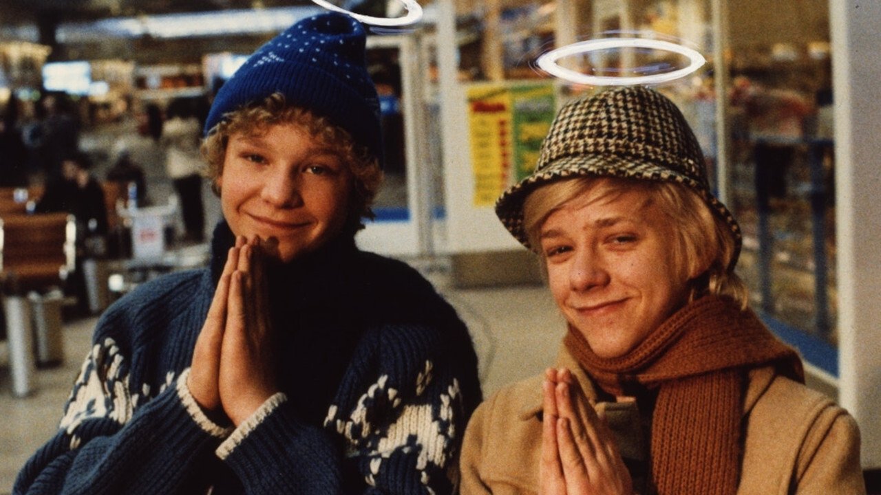 Backdrop for Dante: Beware of the Shark!