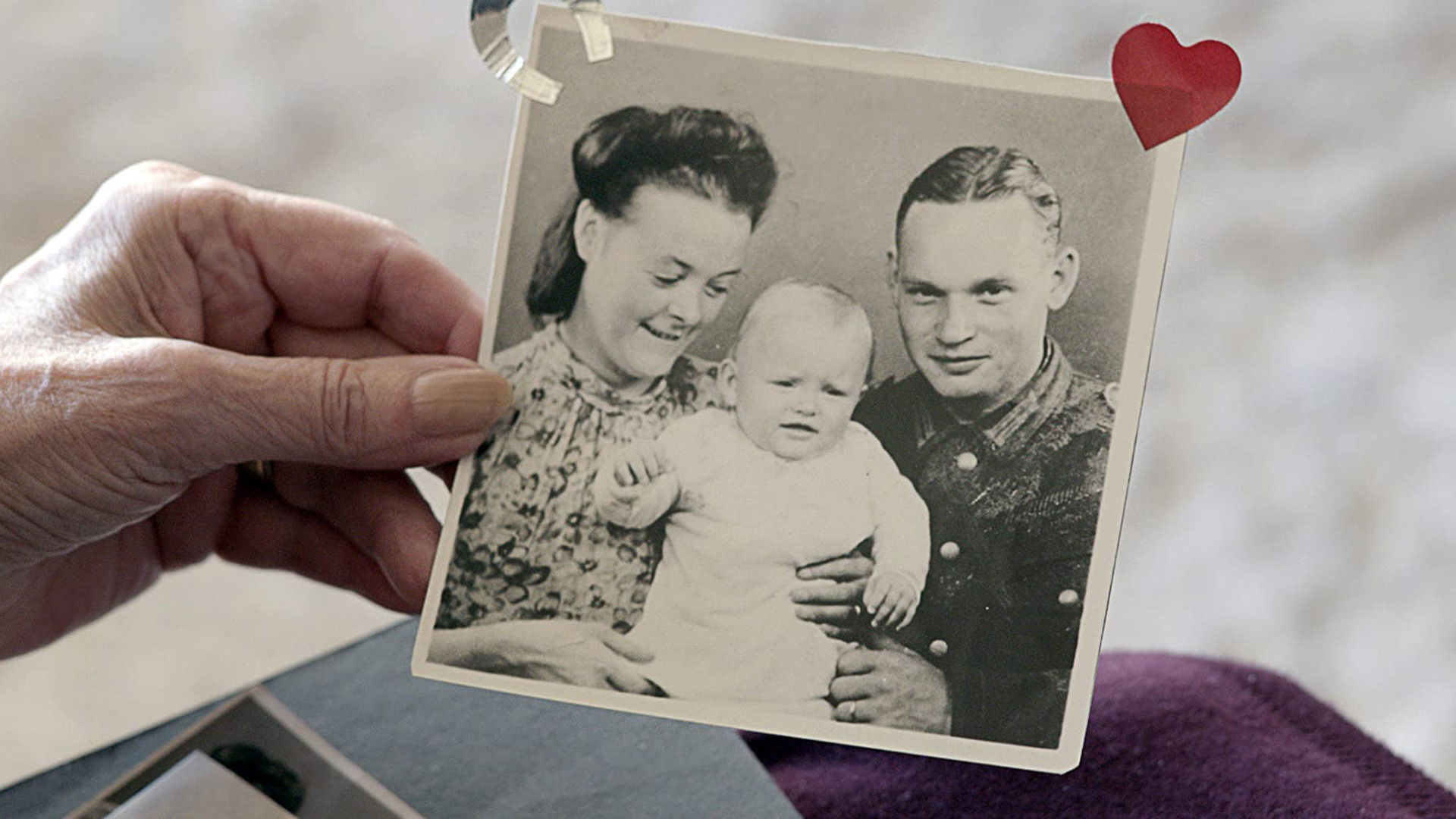 Backdrop for Wars Don't End