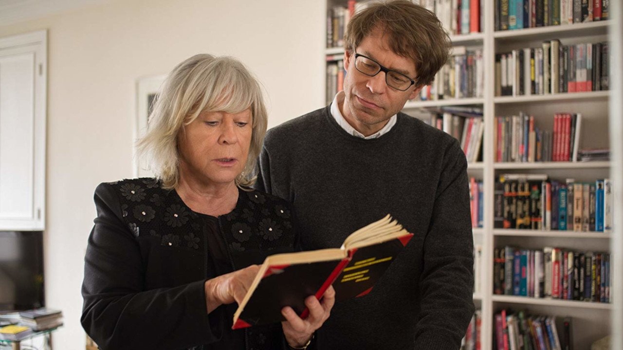 Backdrop for Sympathisanten - Unser deutscher Herbst