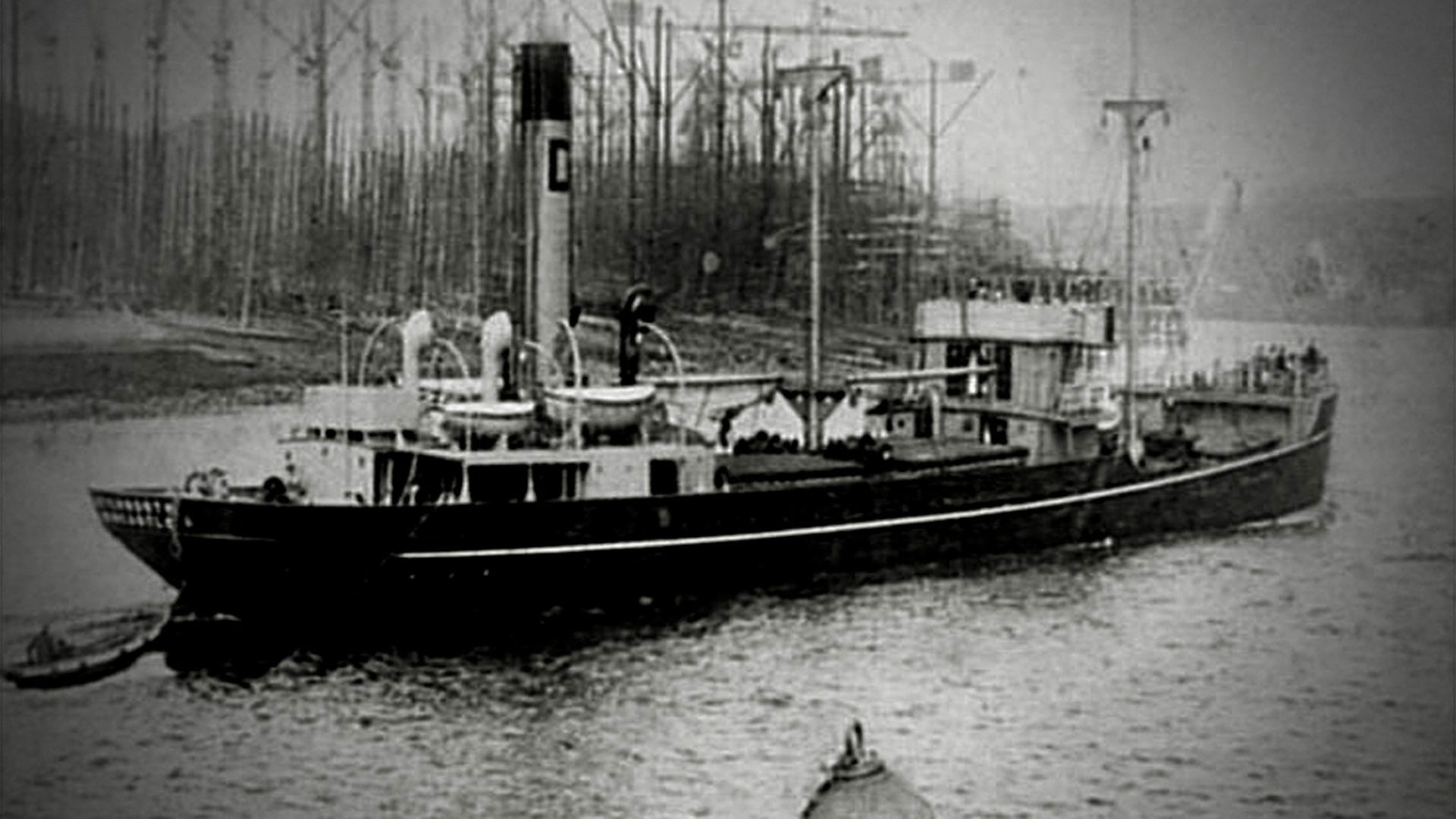 Backdrop for Thames Shipwrecks: A Race Against Time