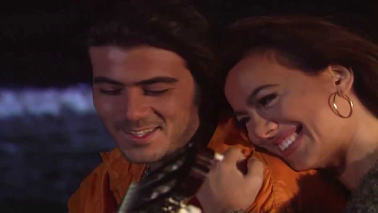 Backdrop for Yaz Aşkım