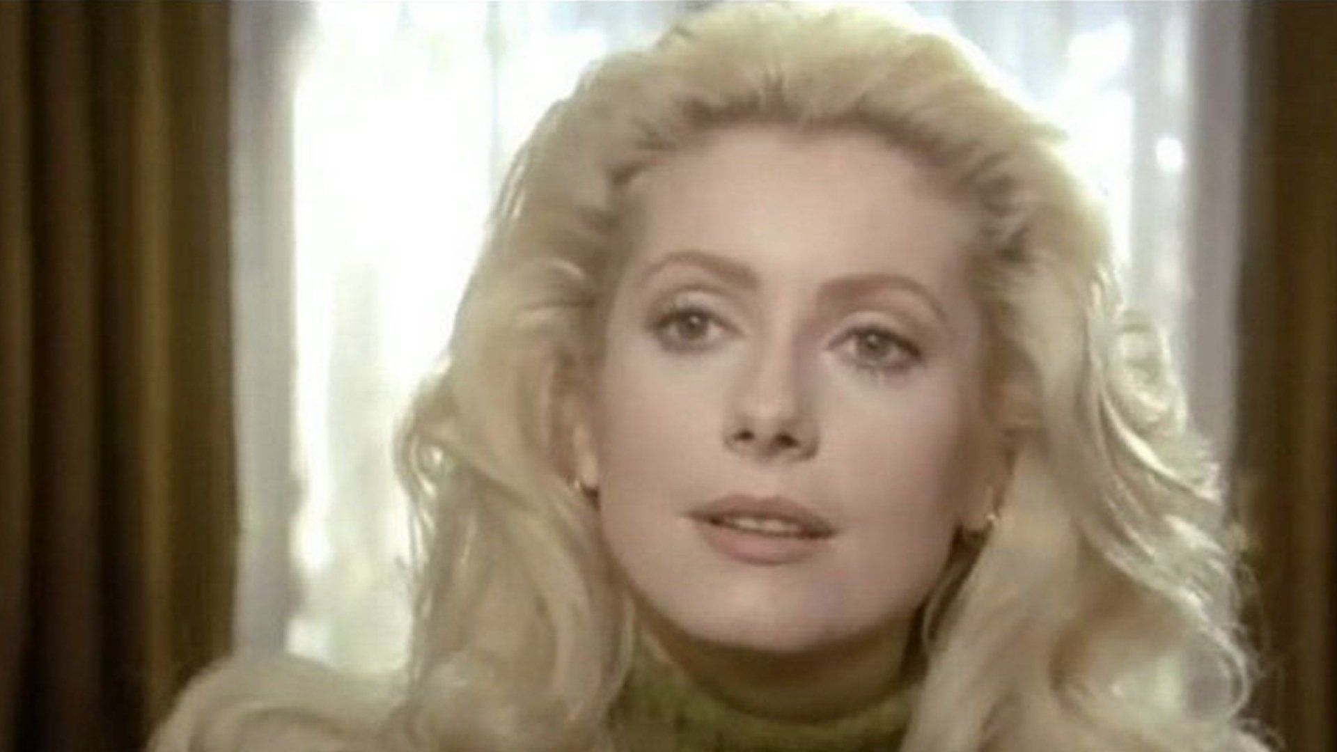 Backdrop for The Woman with Red Boots