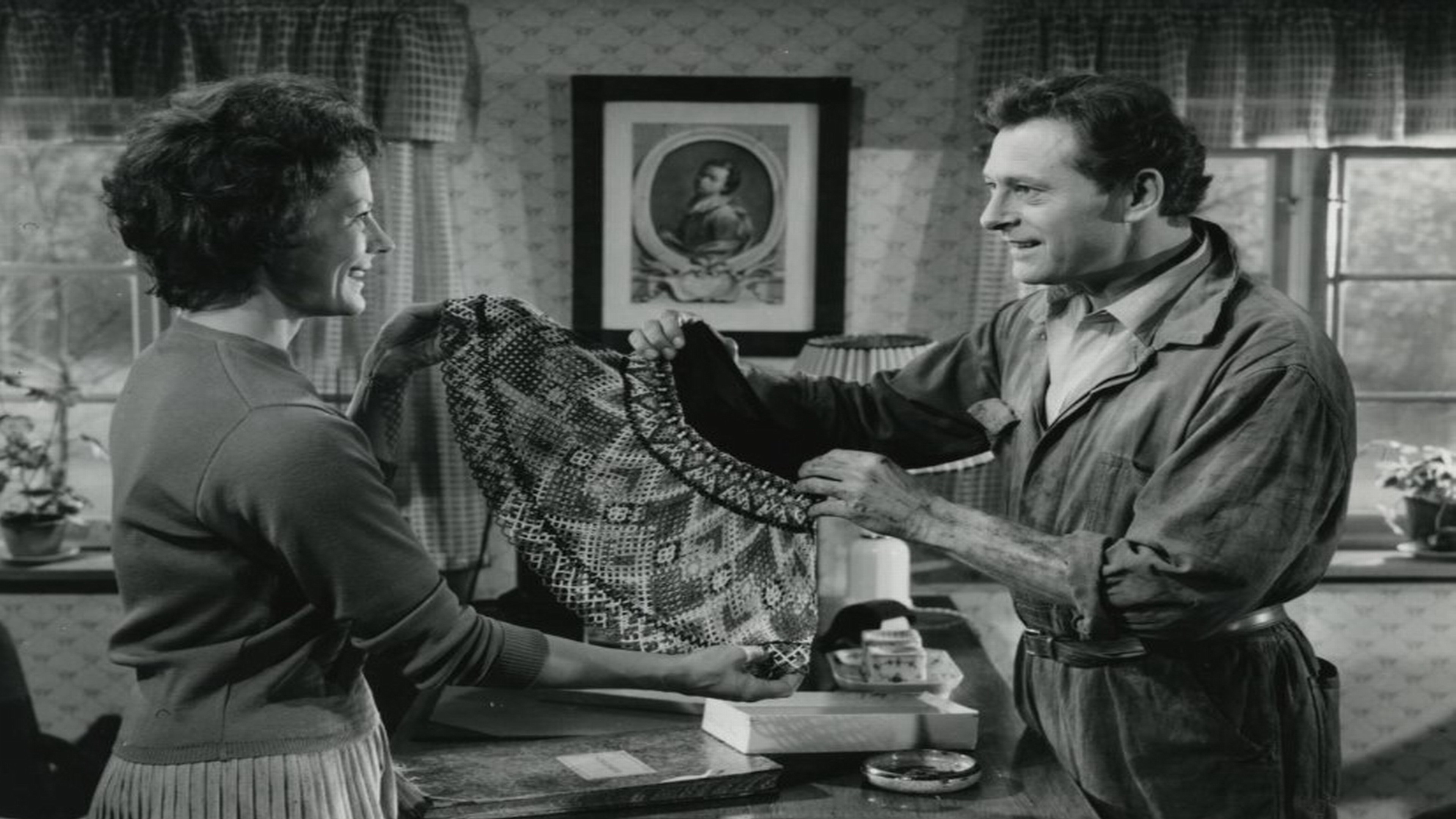 Backdrop for Der brænder en ild