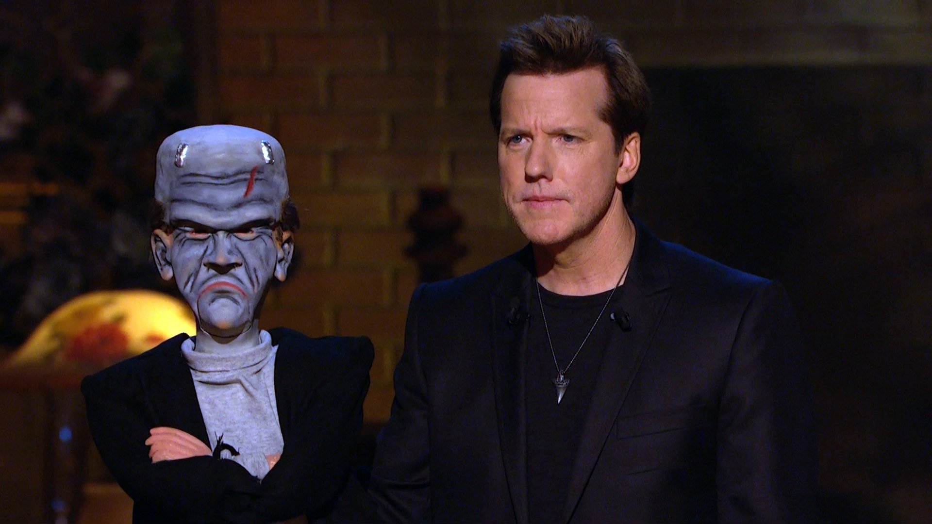 Backdrop for Jeff Dunham: Minding the Monsters