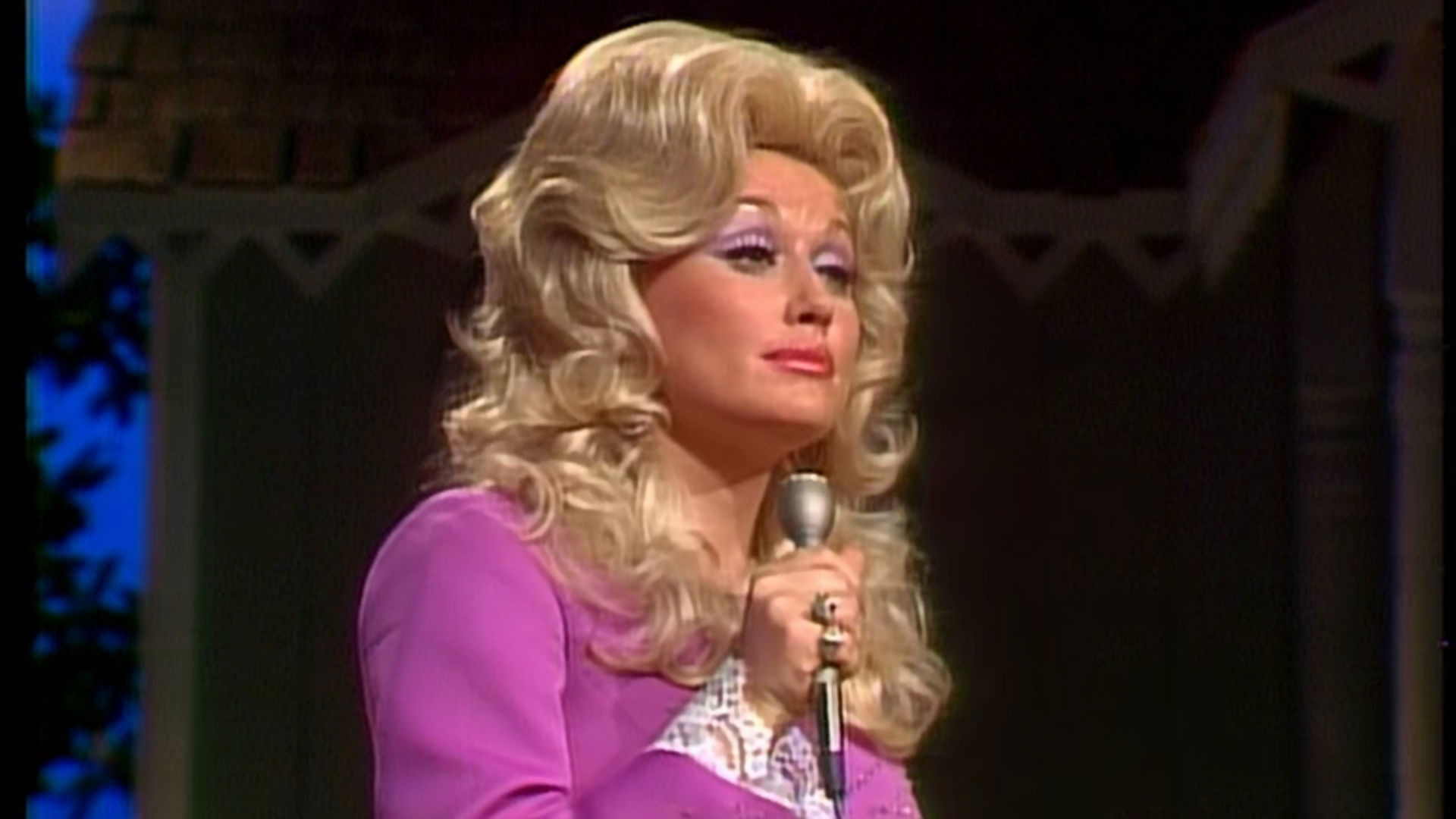 Backdrop for Opry Video Classics: Love Songs