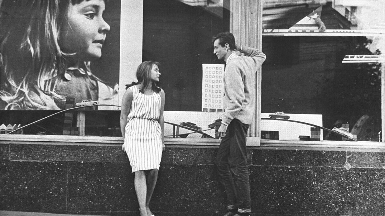 Backdrop for Hello, It's Me!