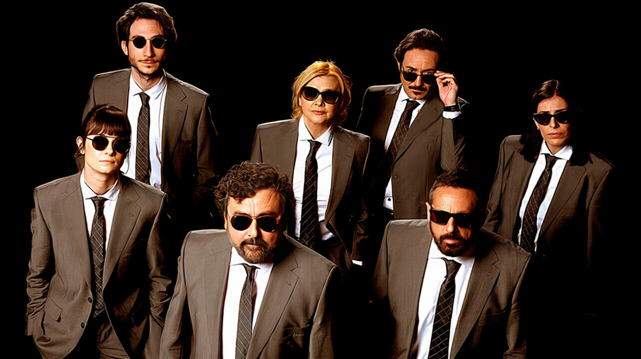 Backdrop for Paco's Men