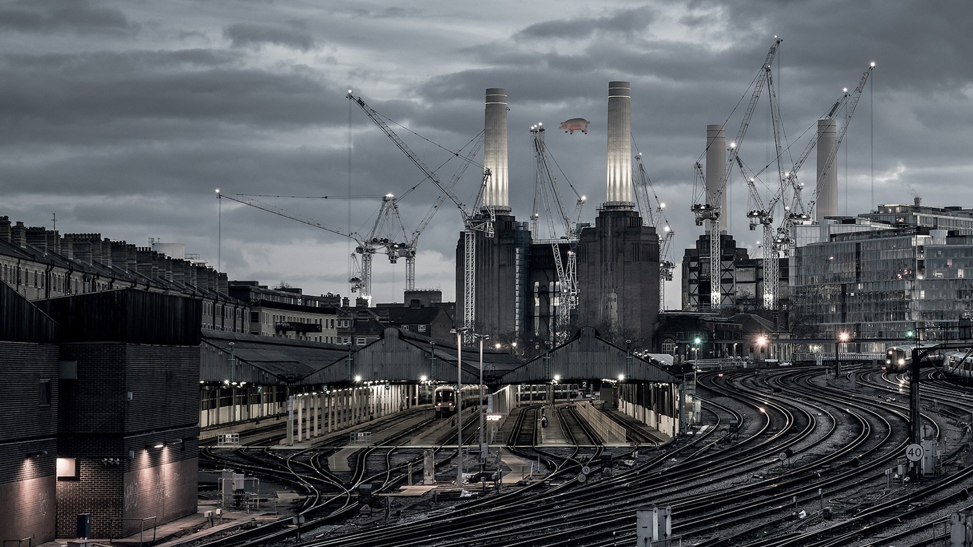 Backdrop for Pink Floyd: Animals (2018 Remix)