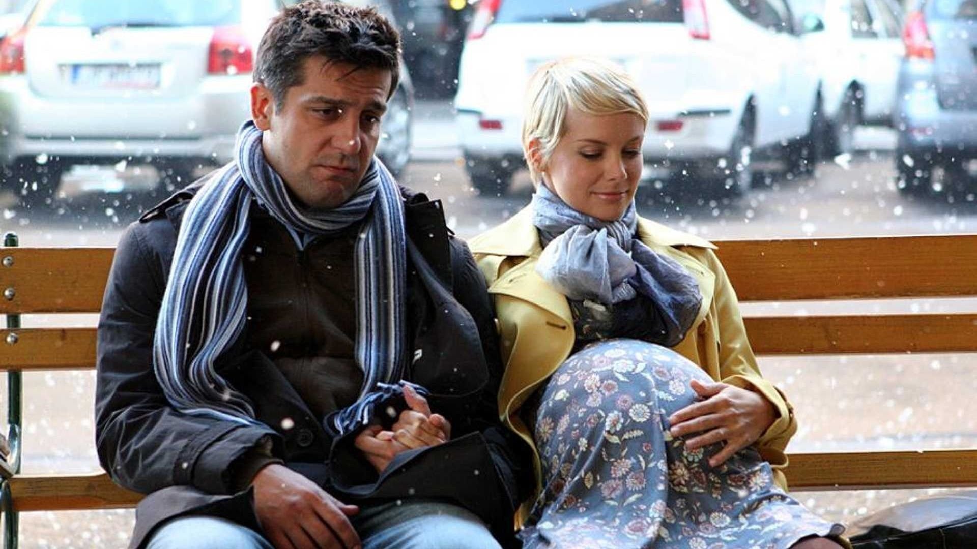 Backdrop for Poligamy