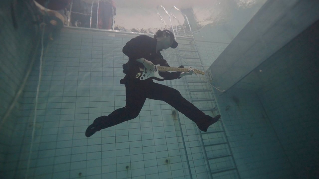 Backdrop for The Young Man and the Deep Sea