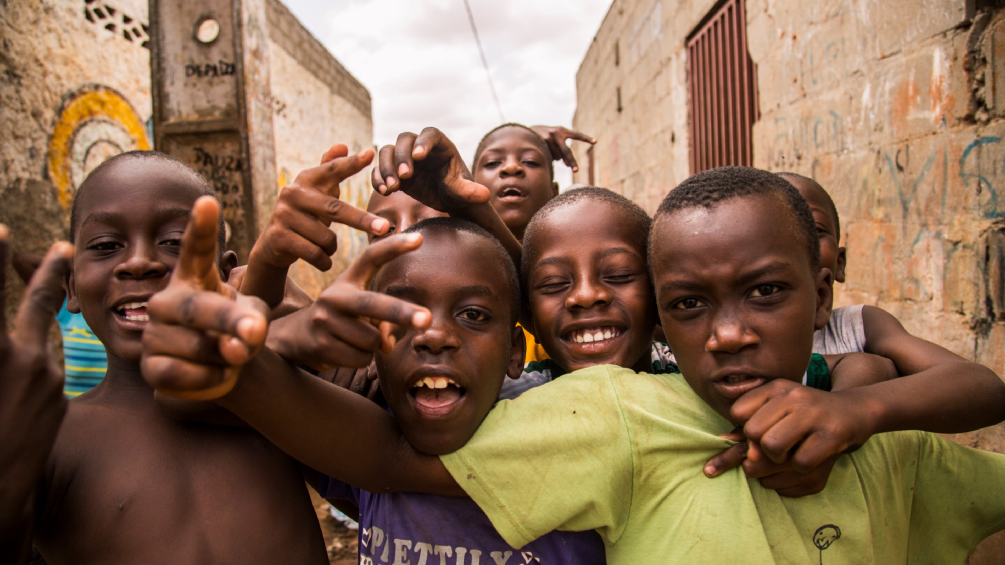 Backdrop for Sobre Noiz