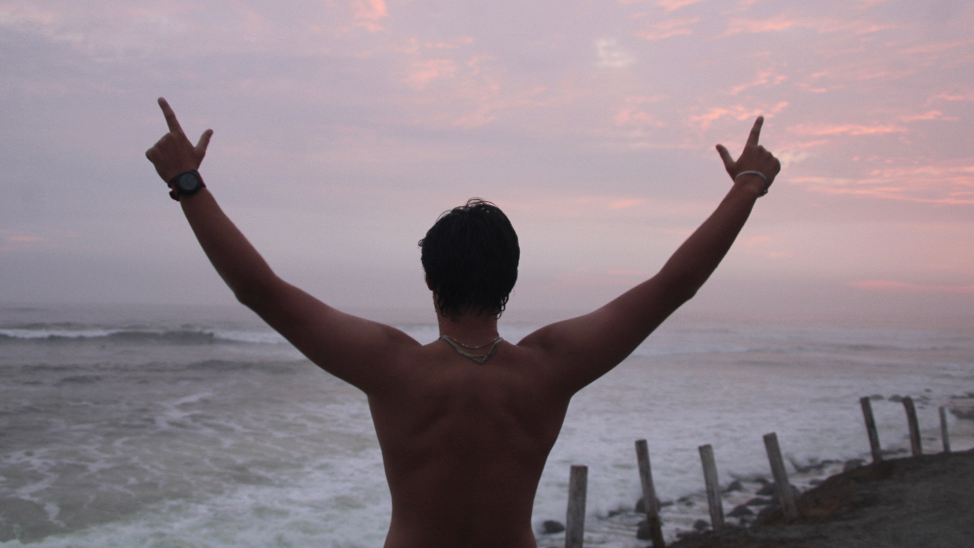 Backdrop for FEELING EVERY SUNSET