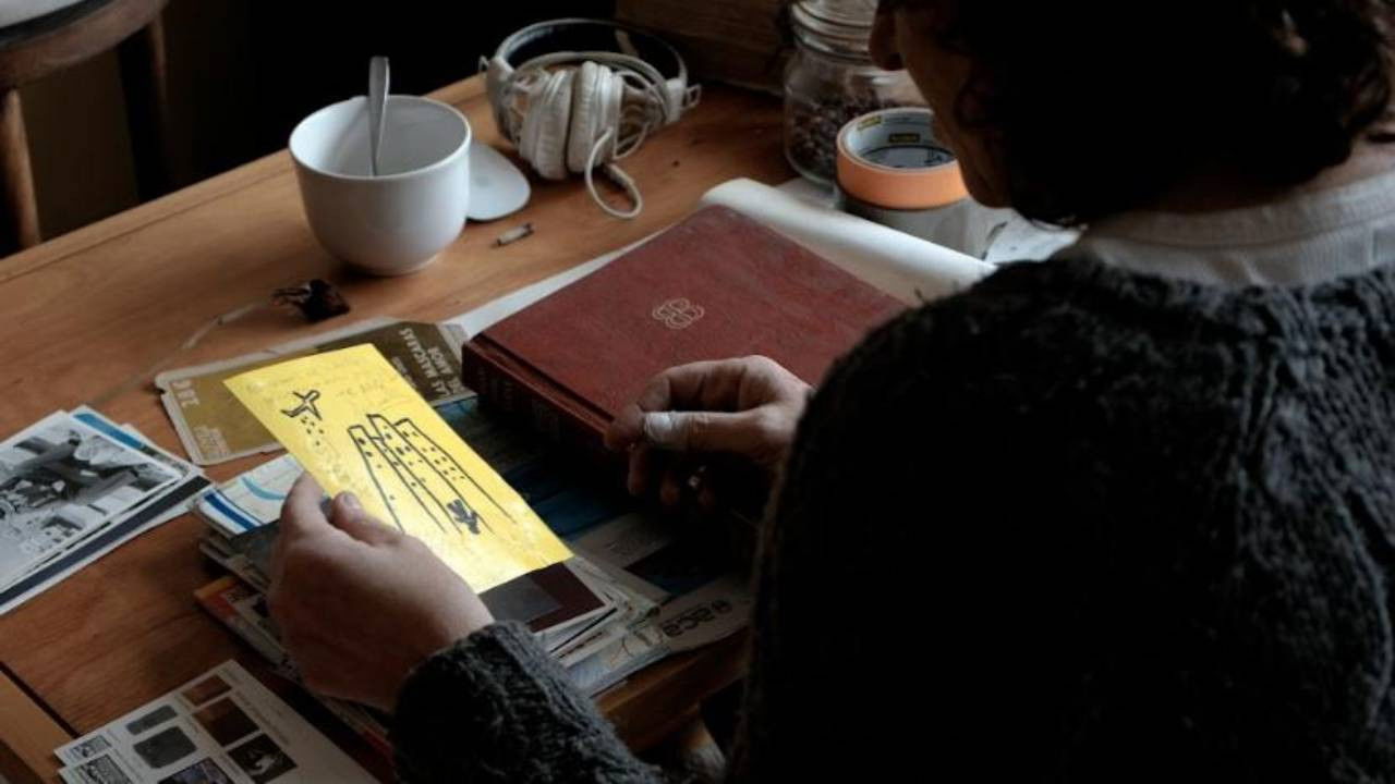 Backdrop for Historia de Otoño