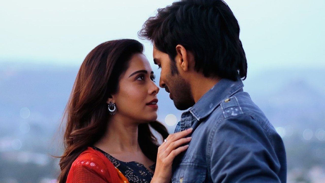 Backdrop for Janhit Mein Jaari