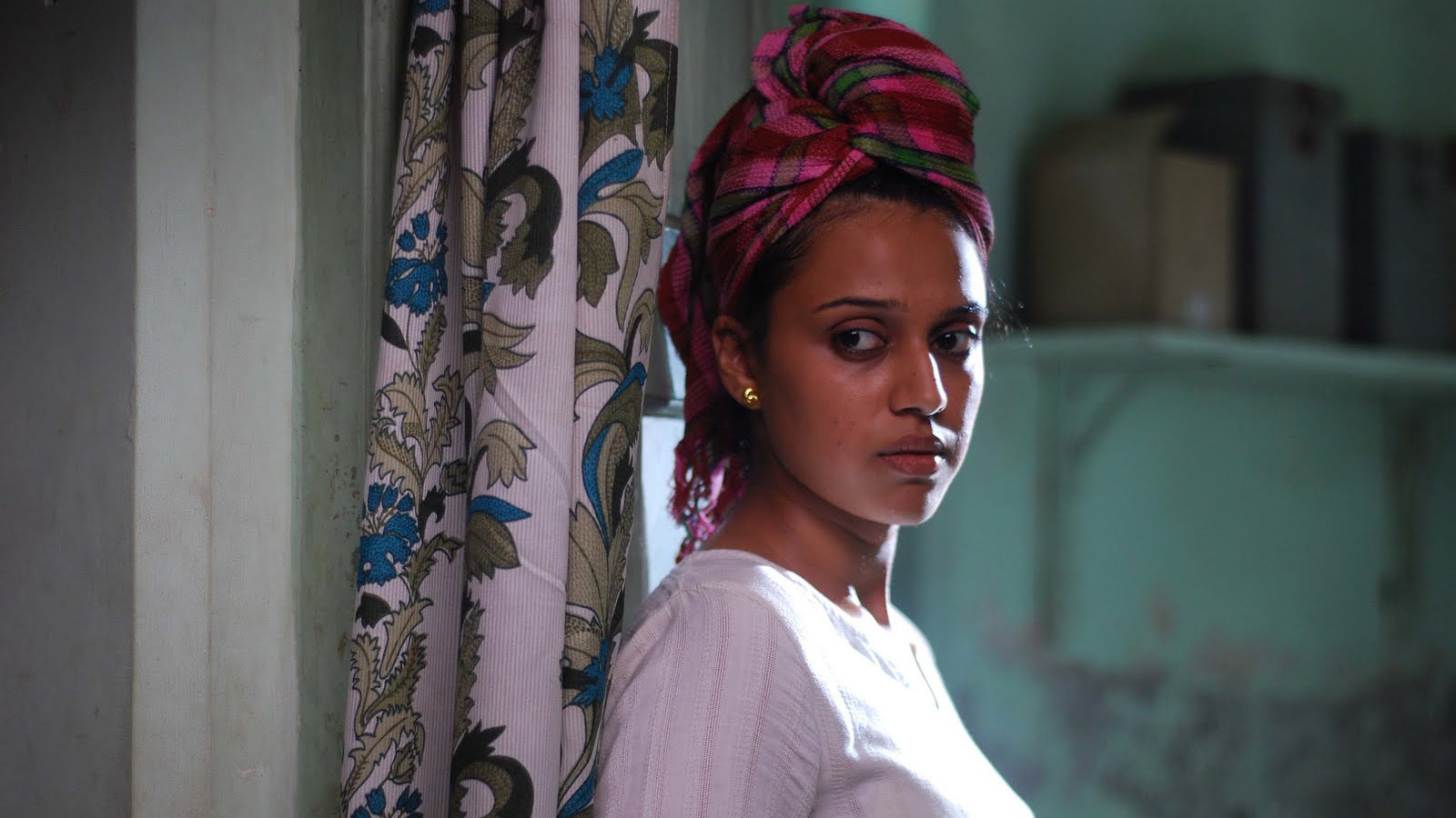 Backdrop for Madholal Keep Walking