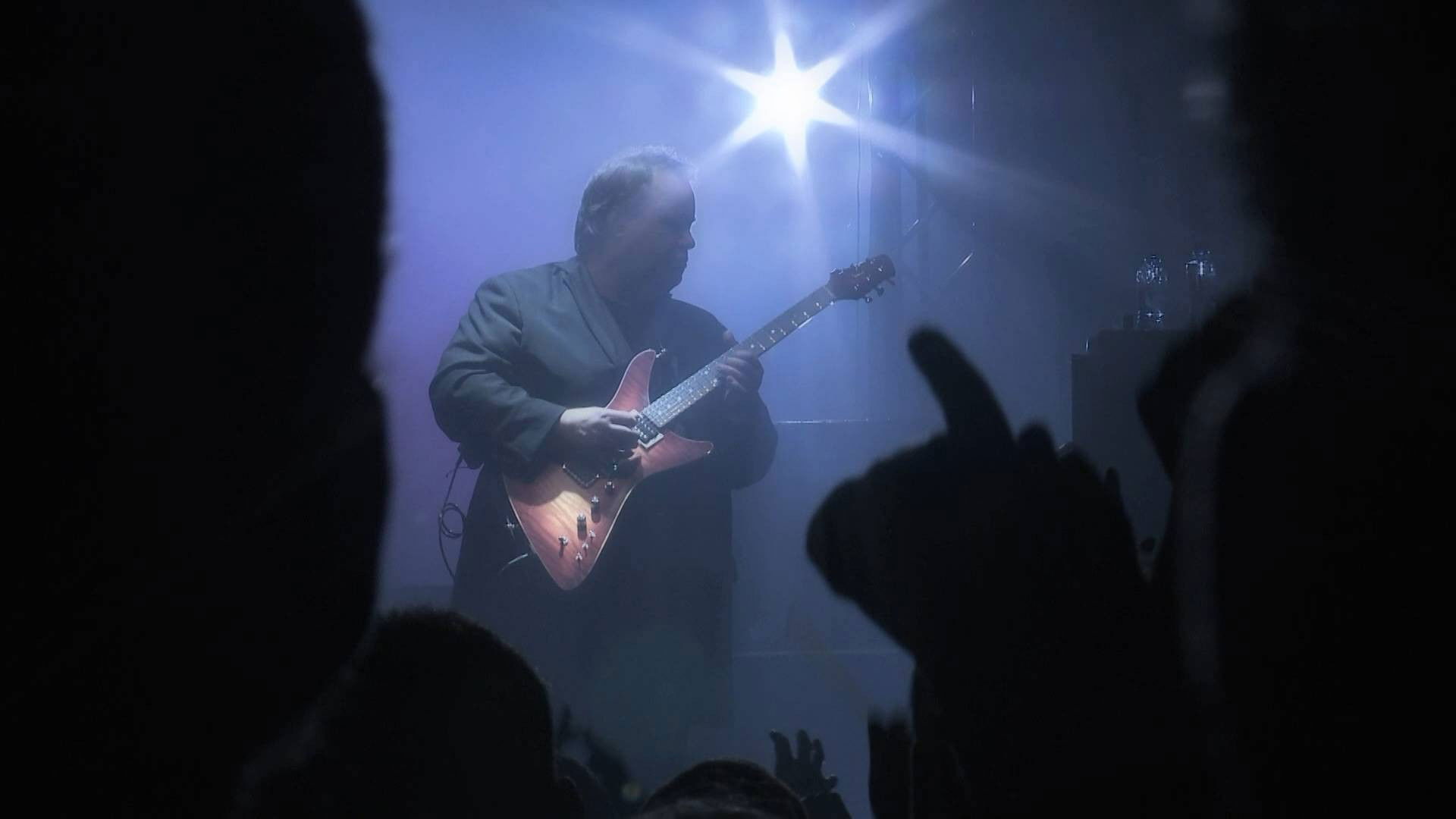 Backdrop for Marillion - Holidays in Zelande