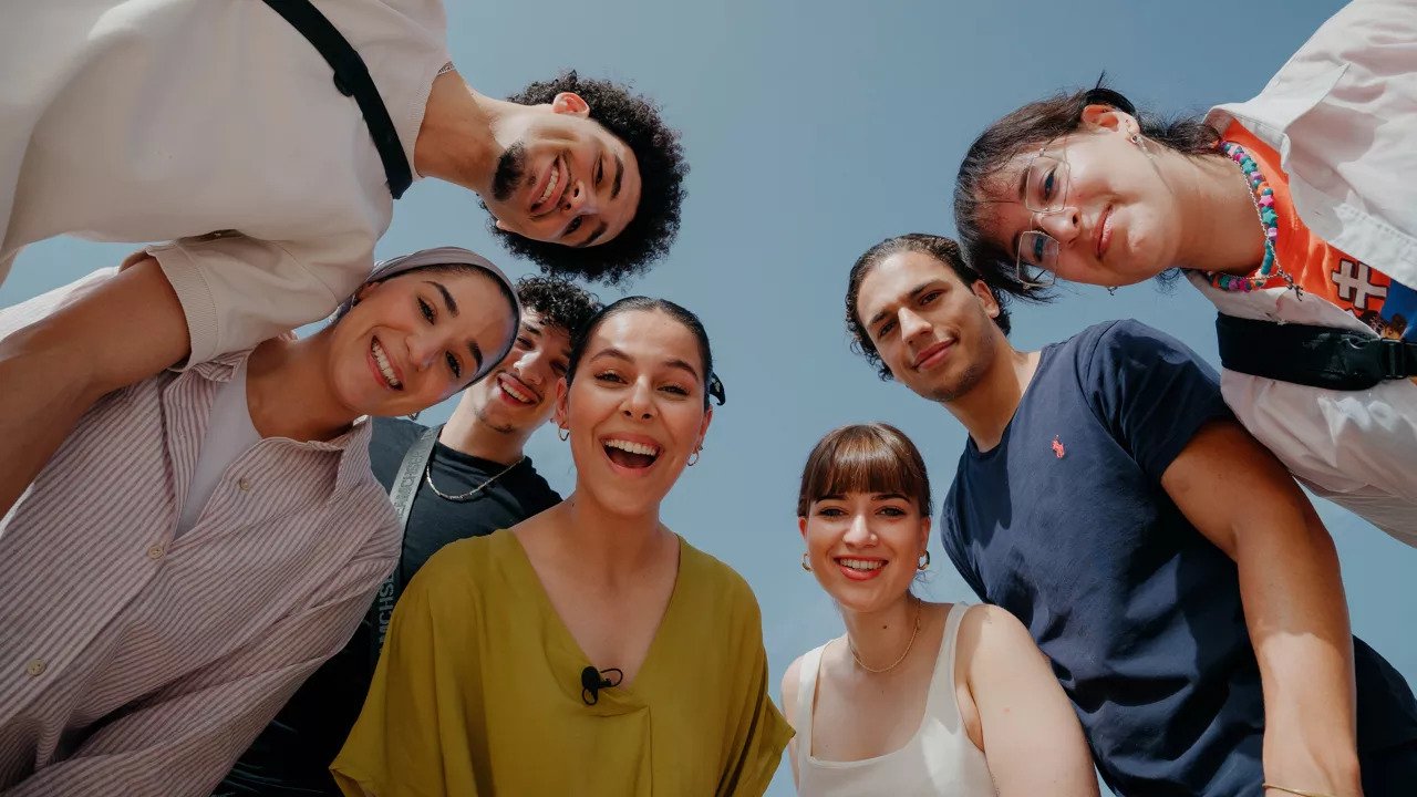 Backdrop for Challas en de kost