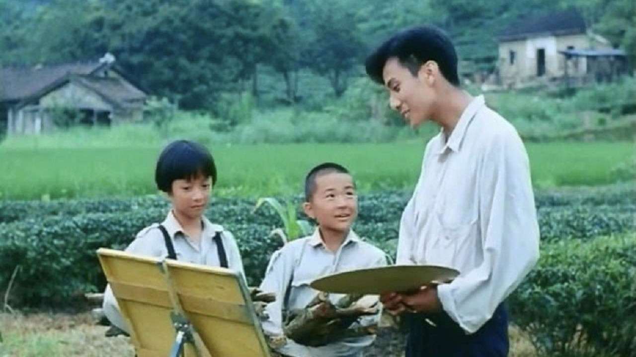 Backdrop for The Dull-Ice Flower