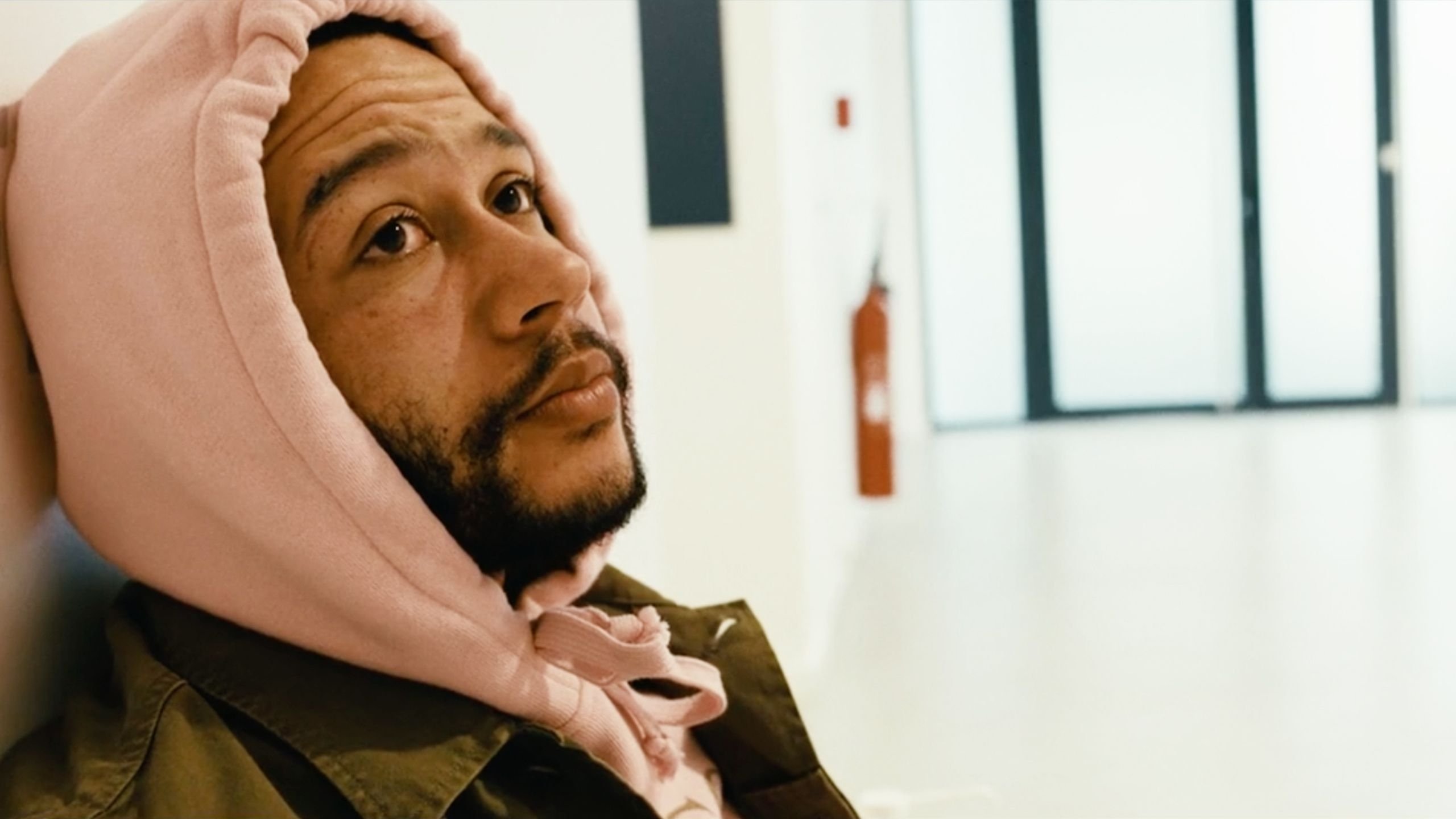 Backdrop for Memphis Depay - Met Beide Benen