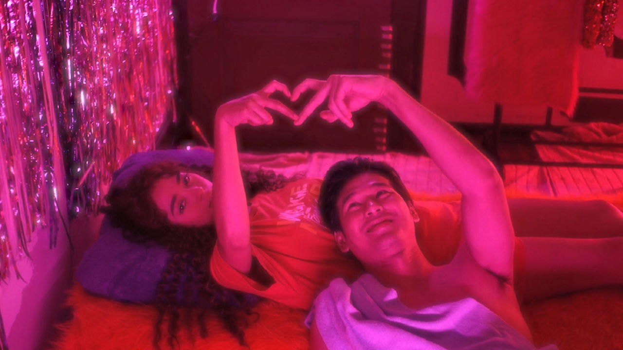 Backdrop for Crush Kong Curly