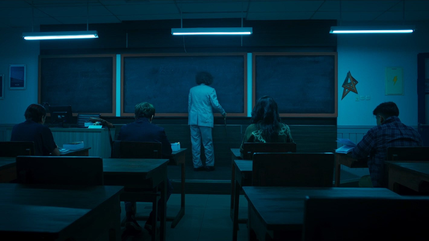 Backdrop for Dosen Ghaib: It's Nighttime or You Already Know