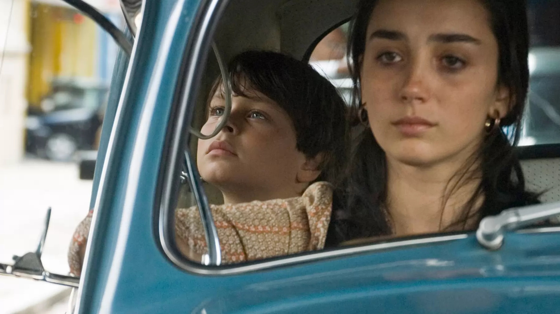 Backdrop for The Year My Parents Went on Vacation