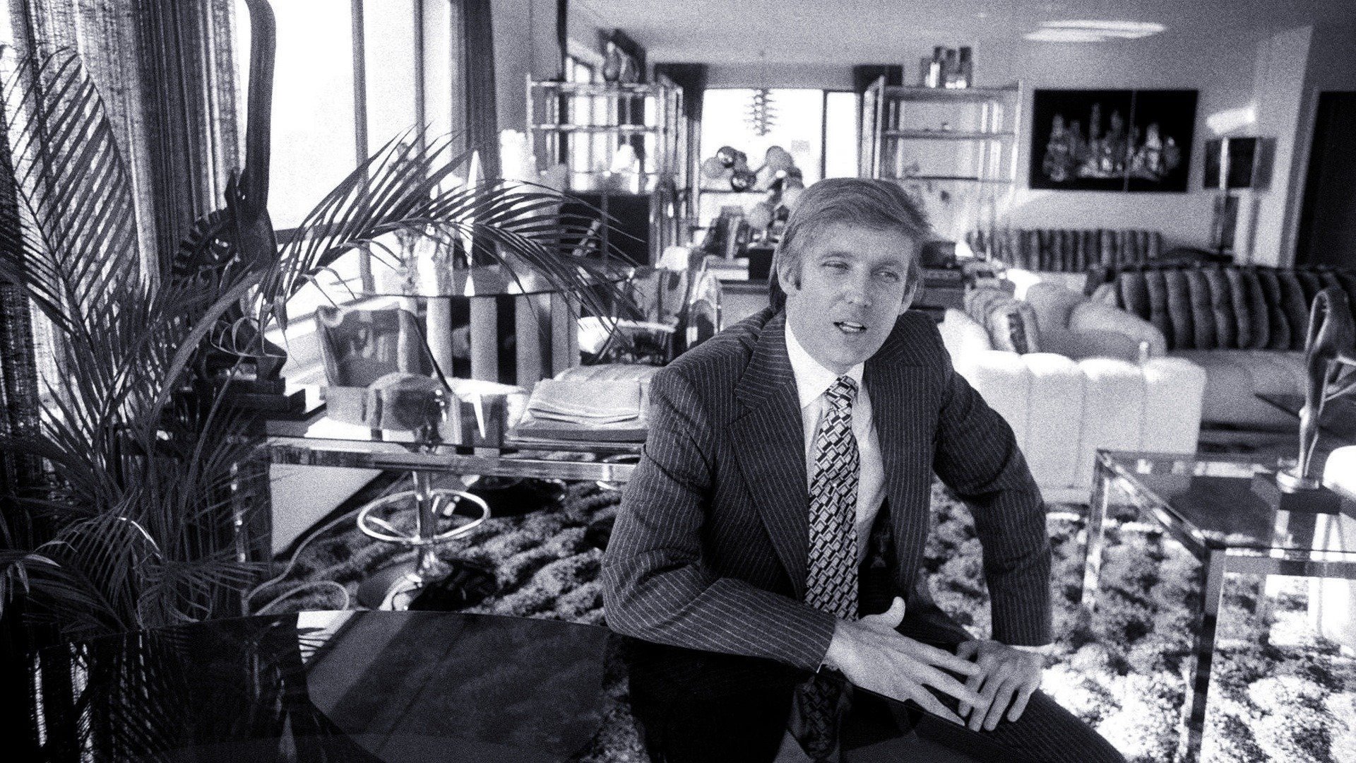 Backdrop for Trump: What's The Deal?