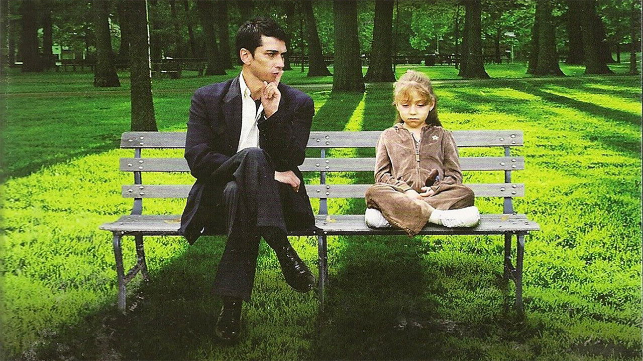 Backdrop for Secretos de Familia