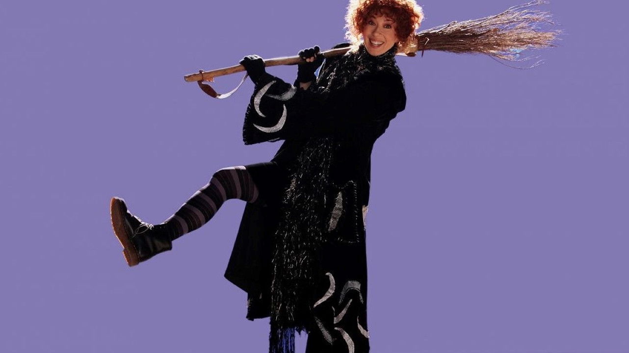 Backdrop for S.O.S. Befana