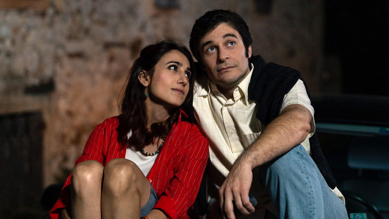 Backdrop for L'invenzione di noi due