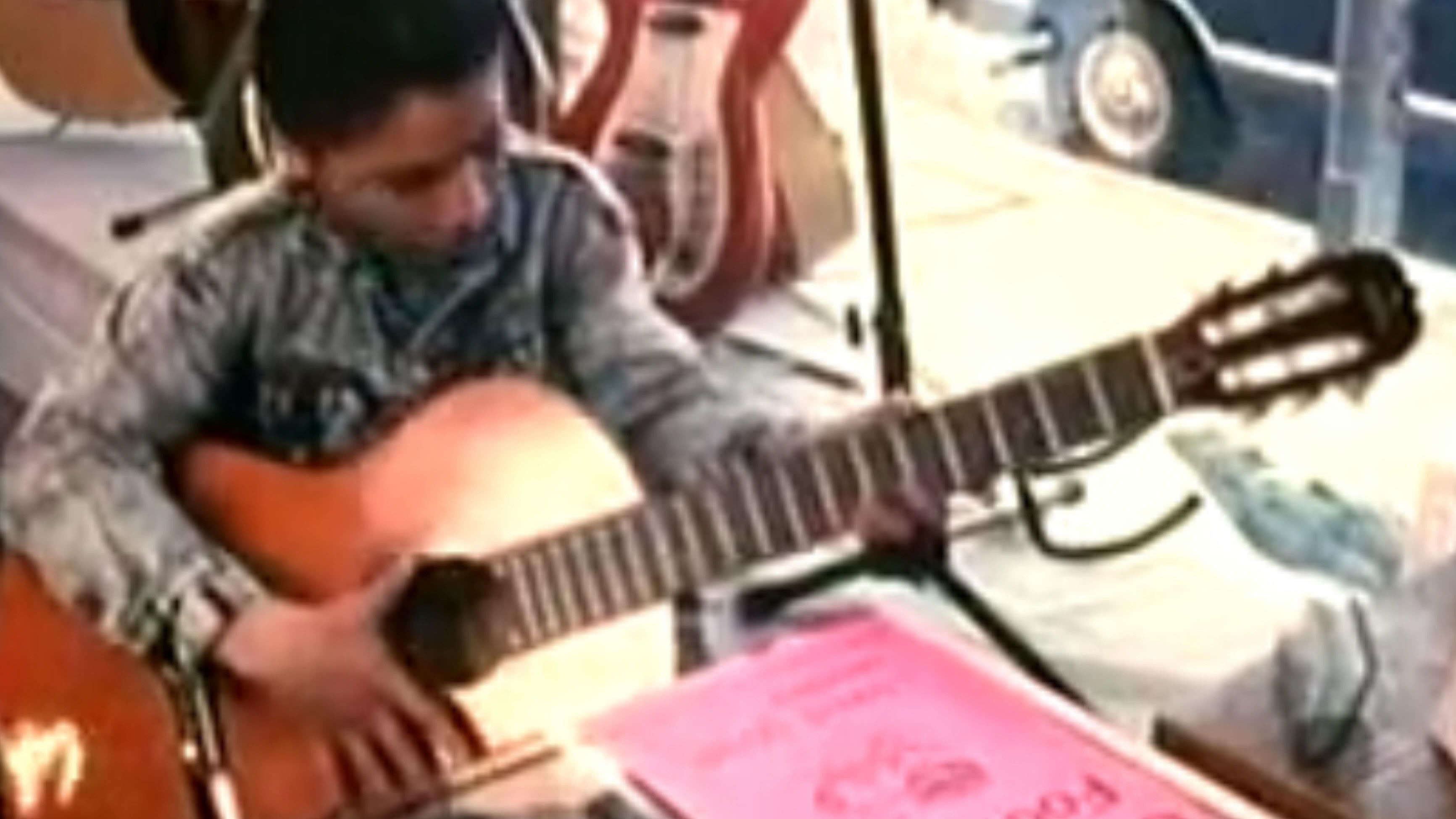 Backdrop for No Guitar Blues