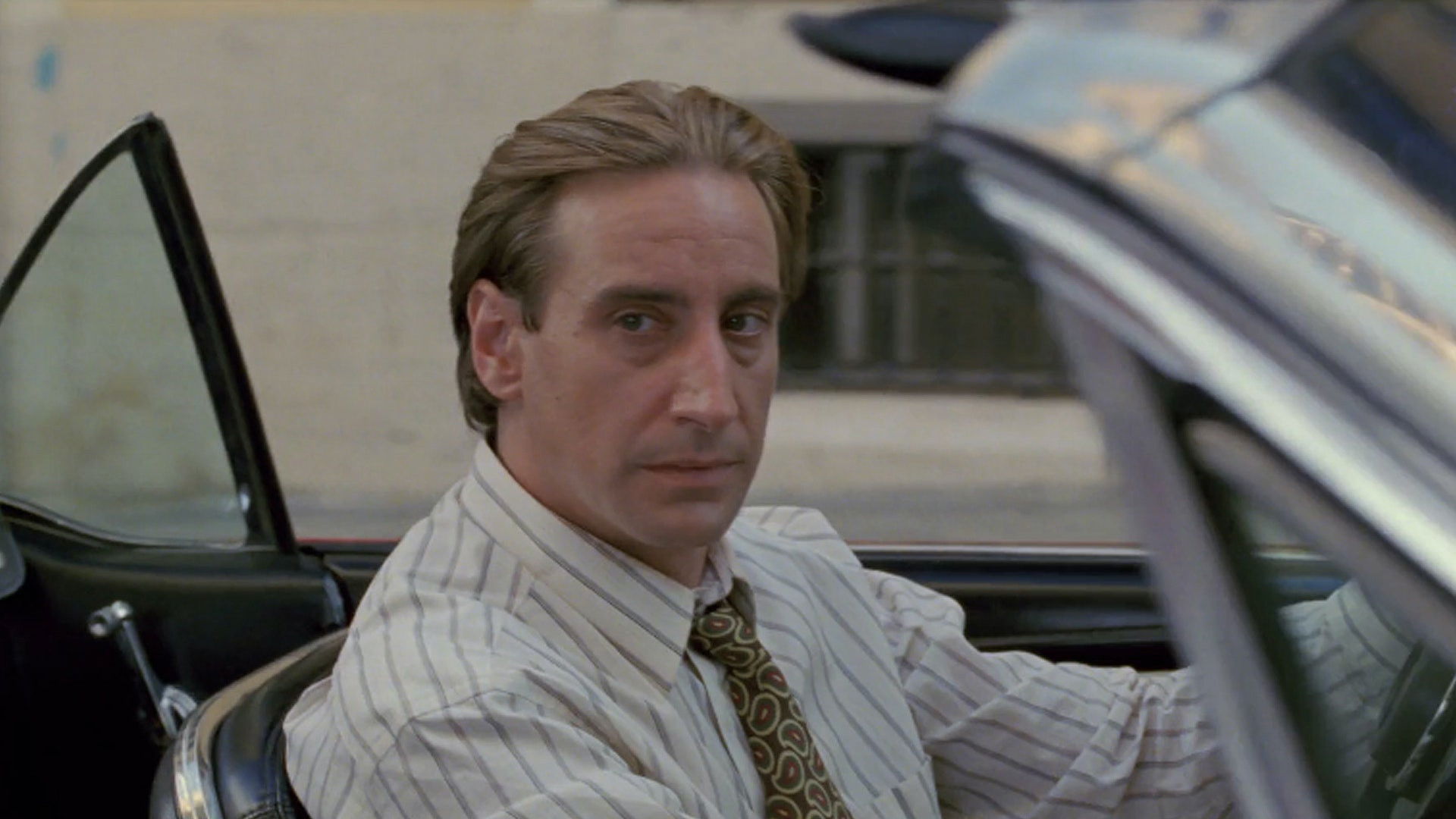 Backdrop for Un paraguas para tres