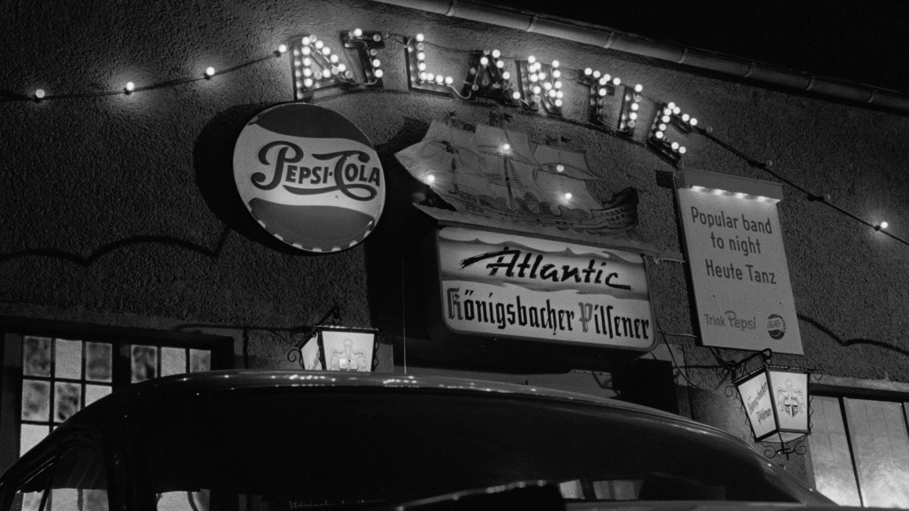 Backdrop for Black Gravel