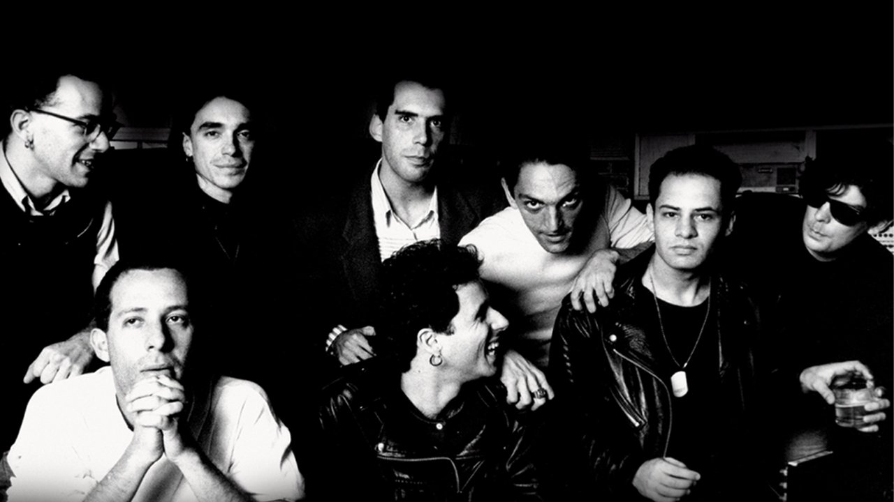 Backdrop for Titãs - A Vida Até Parece Uma Festa