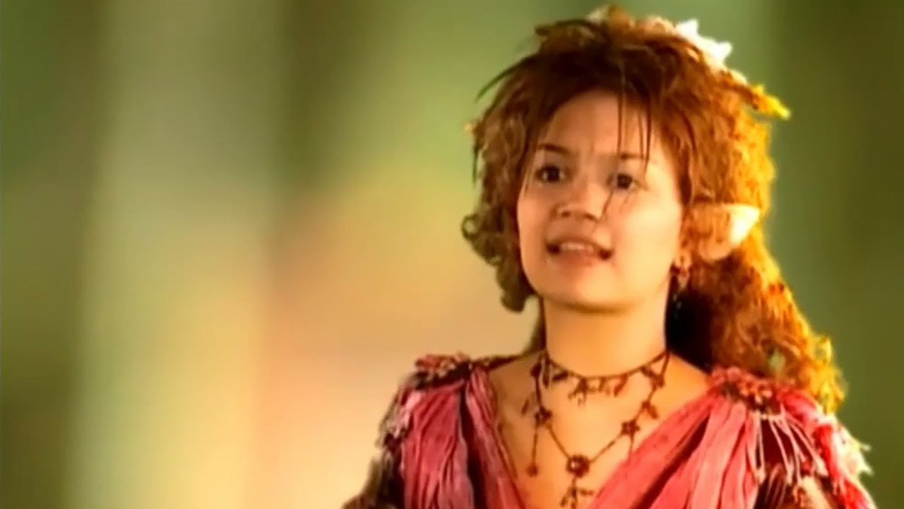 Backdrop for Leya, Ang Pinakamagandang Babae Sa Ilalim Ng Lupa