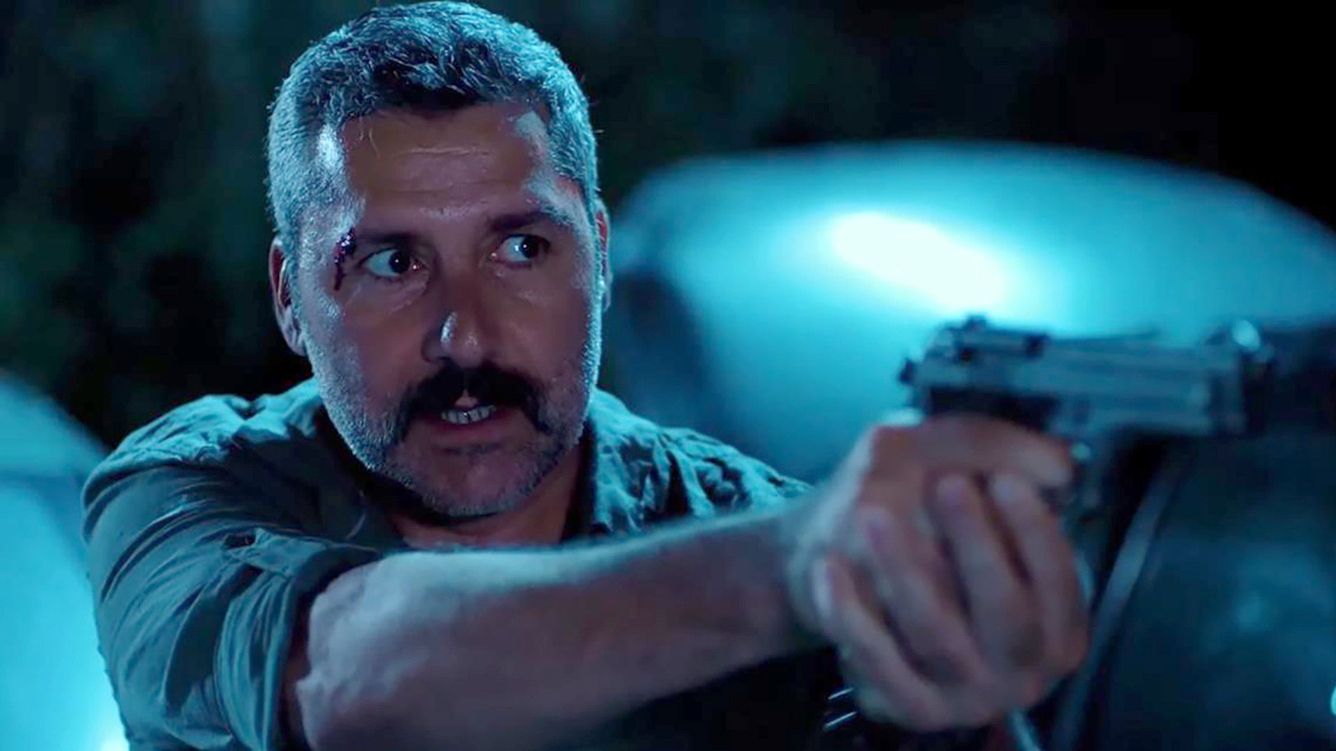 Backdrop for En Uzun Gece