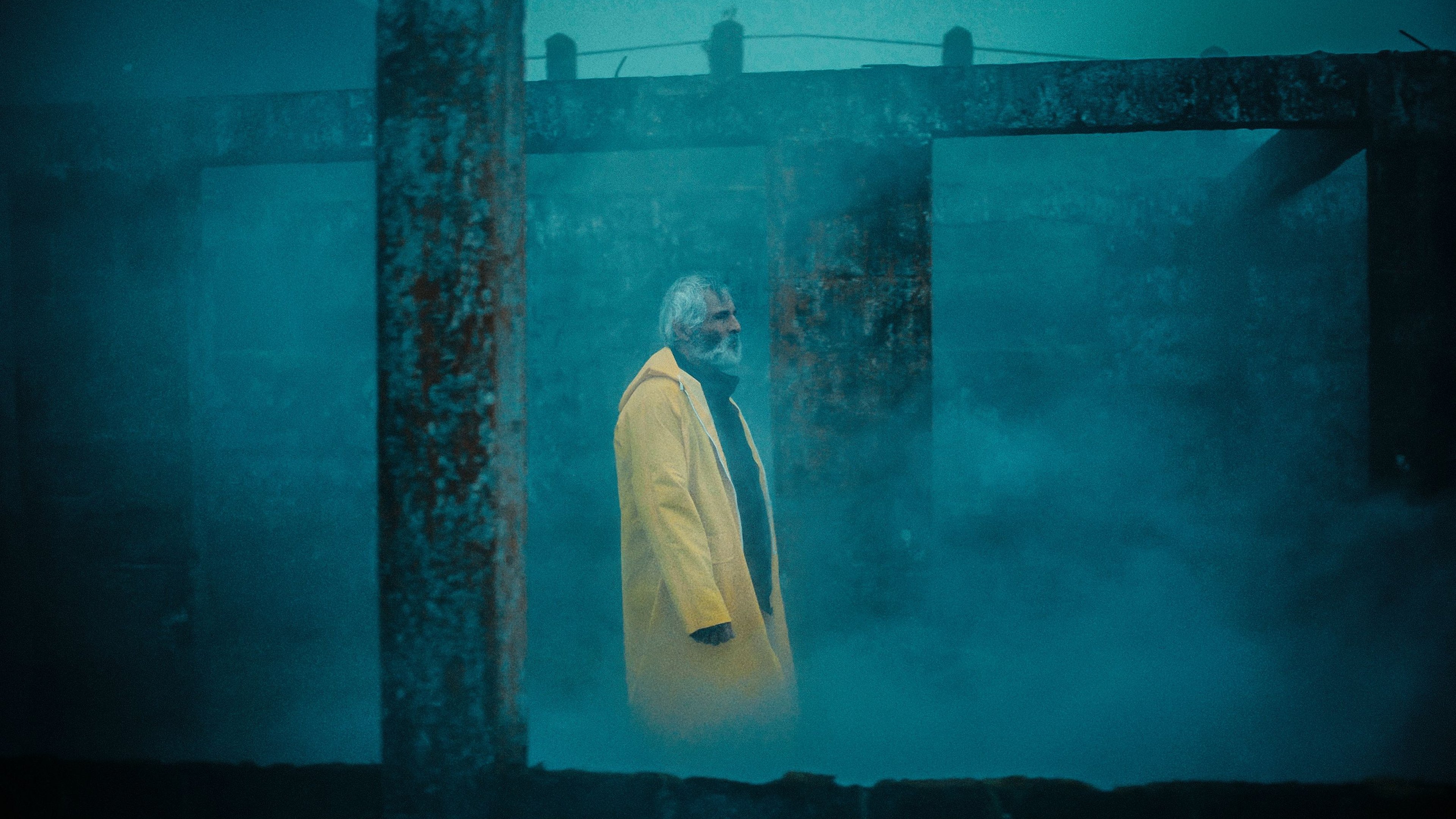 Backdrop for Domingo and the Mist