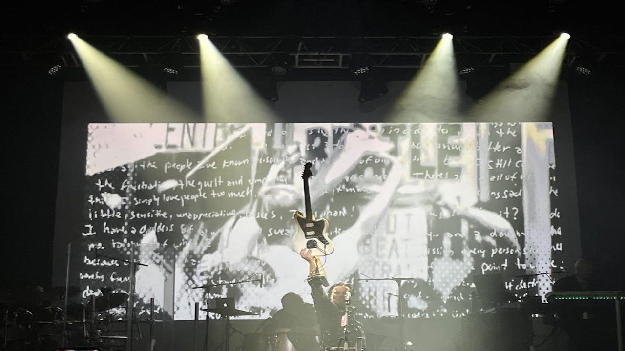 Backdrop for Marillion - The Remains of the Weekend