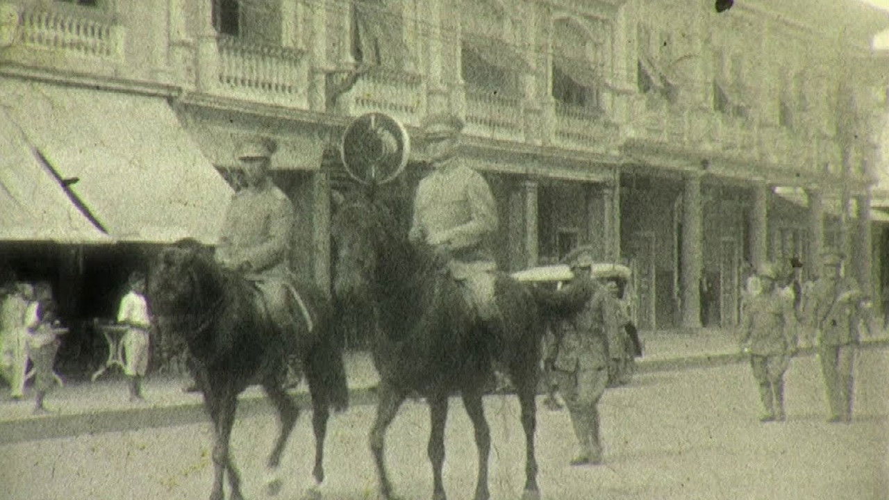 Backdrop for De Guayaquil a Quito