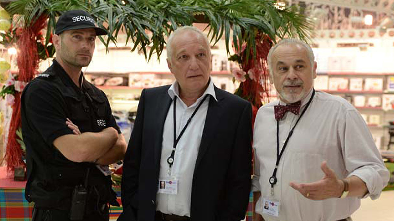 Backdrop for Closed Circuit