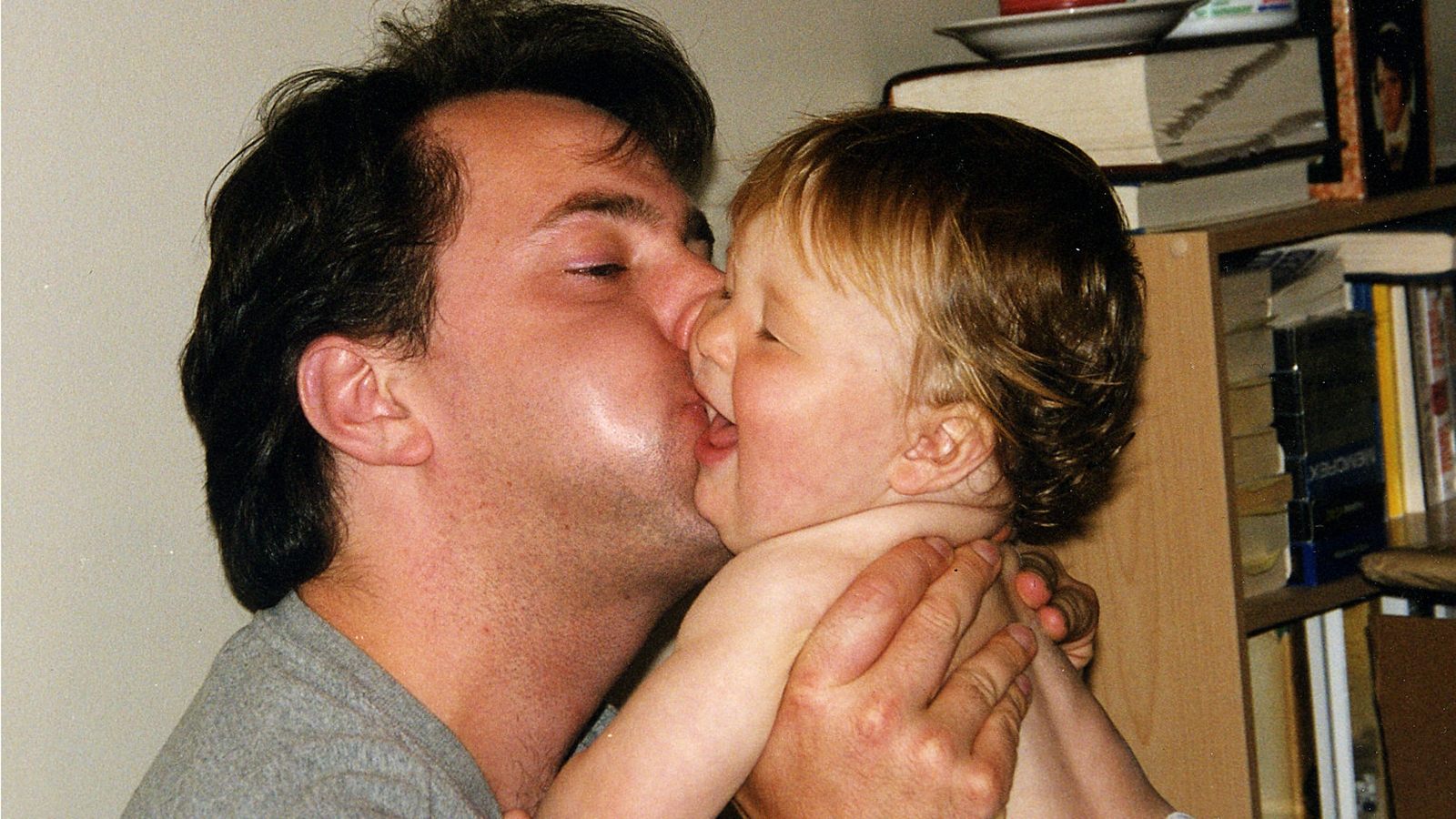 Backdrop for Dear Zachary: A Letter to a Son About His Father